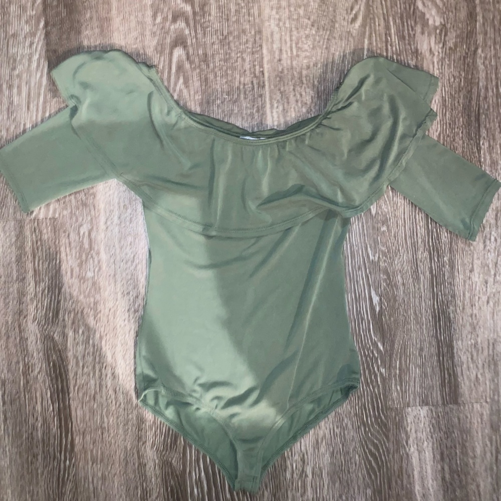 Off the shoulder bodysuit - small